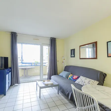 T2 A 50m De La Avec Piscine Et Terrasse - Chatelaillon-plage, 4 Personnes - Fr-1-535-50 Apartment Chatelaillon-Plage