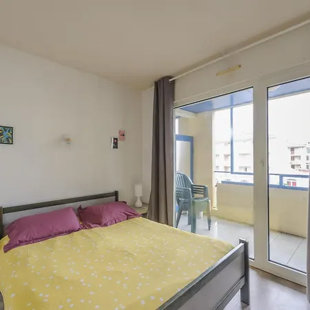 T2 A 50m De La Avec Piscine Et Terrasse - Chatelaillon-plage, 4 Personnes - Fr-1-535-50 *