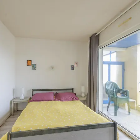 Apartment T2 A 50m De La Avec Piscine Et Terrasse - Chatelaillon-plage, 4 Personnes - Fr-1-535-50